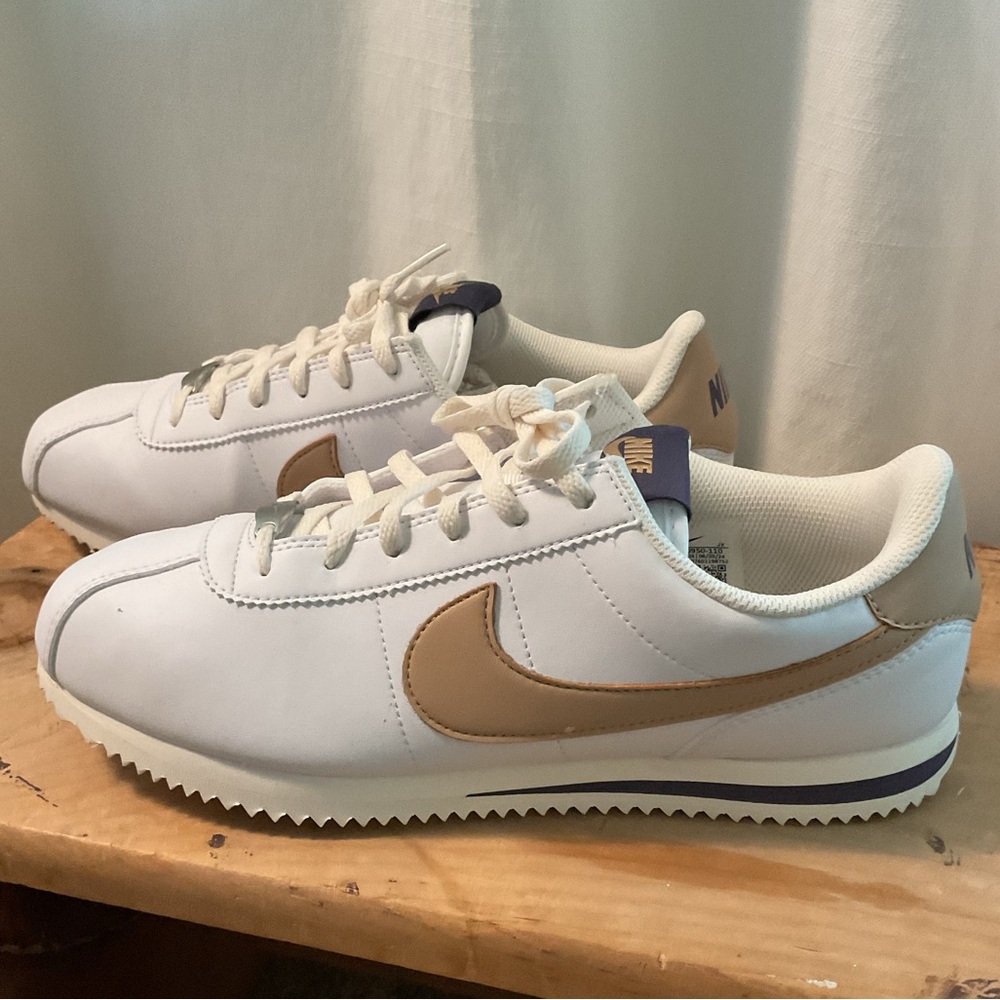 Nike Women’s Cortez Leather Sneakers